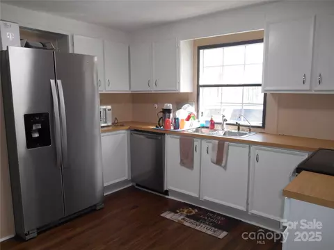 Kitchen - 3935 Tower Rd, Maiden, NC 28650 photo 1 of 3