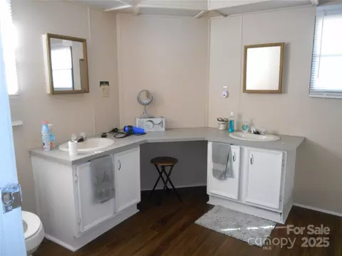 Bath - 3935 Tower Rd, Maiden, NC 28650 photo 1 of 6