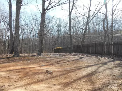 Exterior - 3935 Tower Rd, Maiden, NC 28650 photo 6 of 7