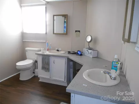 Bath - 3935 Tower Rd, Maiden, NC 28650 photo 3 of 6