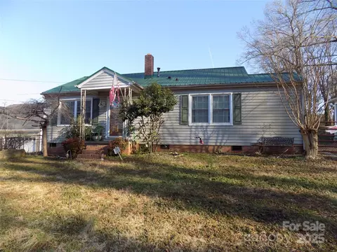 419 Dallas Stanley Hwy, Dallas, NC 28034