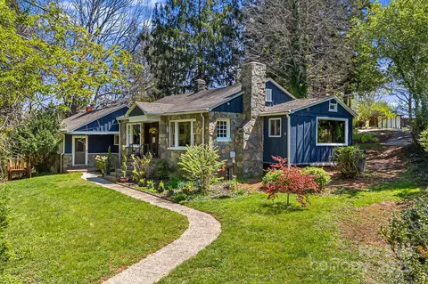 37 Plymouth Cir, Asheville, NC 28803