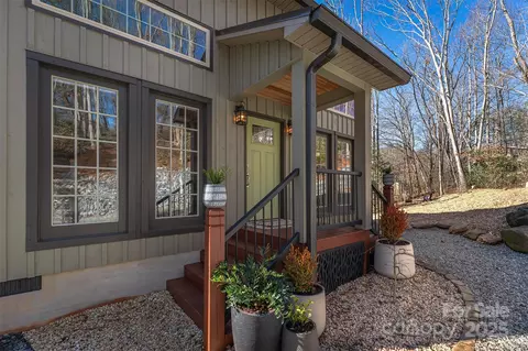 38 Macey Dr, Nebo, NC 28761