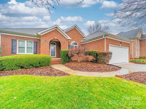 209 Chesterfield Canal, Fort Mill, SC 29708