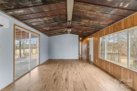 Living - 499 Indian Hill Rd, Olin, NC 28660 photo 4 of 4
