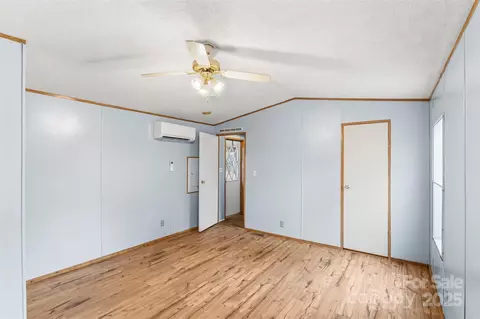 Bedroom - 499 Indian Hill Rd, Olin, NC 28660 photo 2 of 6