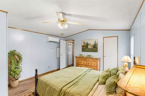 Bedroom - 499 Indian Hill Rd, Olin, NC 28660 photo 1 of 6