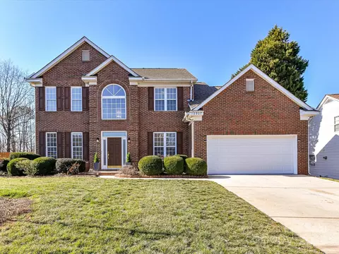 12907 Mccahan Ln, Huntersville, NC 28078