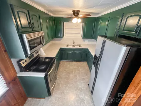 Kitchen - 6523 Prospect Rd, Monroe, NC 28112 photo 1 of 1