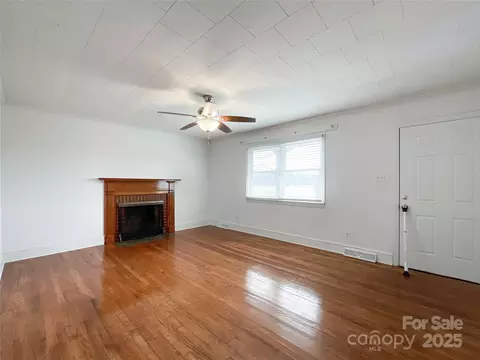 Living - 6523 Prospect Rd, Monroe, NC 28112 photo 5 of 8