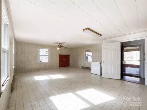 Living - 6523 Prospect Rd, Monroe, NC 28112 photo 6 of 8
