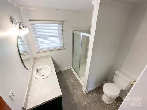 Bath - 6523 Prospect Rd, Monroe, NC 28112 photo 1 of 2