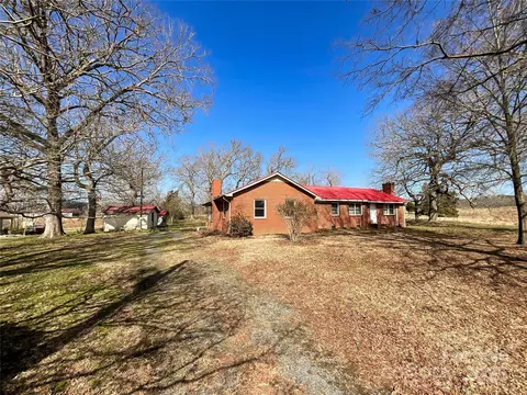 6523 Prospect Rd, Monroe, NC 28112