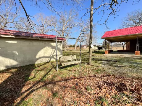 Exterior - 6523 Prospect Rd, Monroe, NC 28112 photo 7 of 10