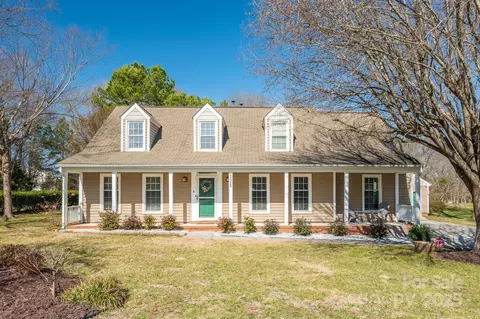 12325 Parks Farm Ln, Charlotte, NC 28277
