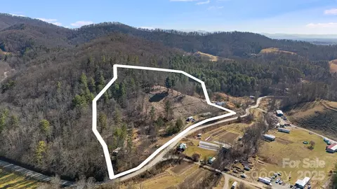 1178 E Fork Rd, Marshall, NC 28753 photo 3