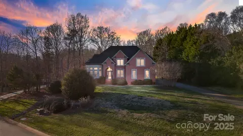 1020 James Madison Dr, Weddington, NC 28104