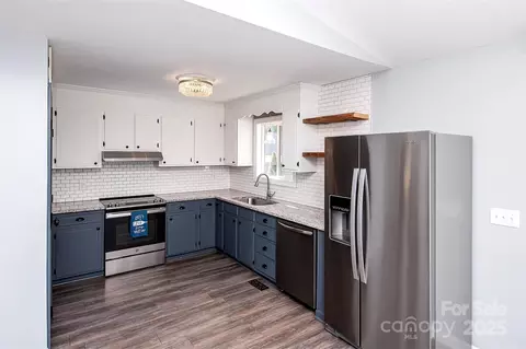 22013 Torrence Chapel Rd, Cornelius, NC 28031 photo 12