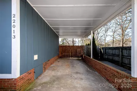 22013 Torrence Chapel Rd, Cornelius, NC 28031 photo 35