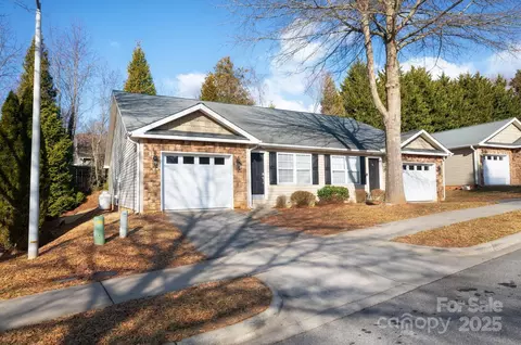 19 Kirby B Rd #B, Asheville, NC 28806