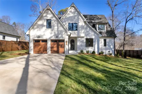 223 Horseshoe Lake Rd, Mount Holly, NC 28120