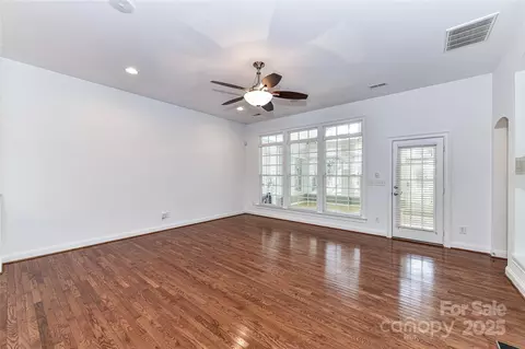 Living - 319 Ohenry Ave, Davidson, NC 28036 photo 1 of 2