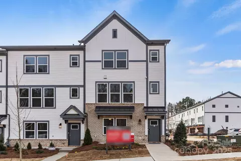 2320 Donnelly Hills Ln, Charlotte, NC 28262