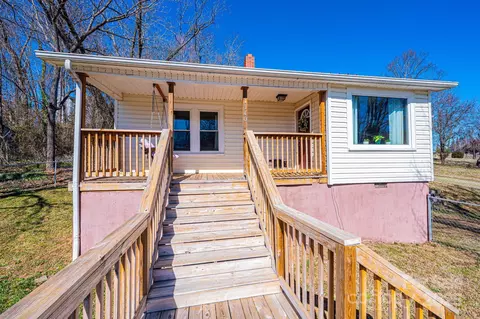 1110 Virginia Sw St SW, Lenoir, NC 28645