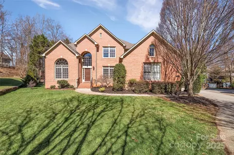 11402 Bloomfield Dr, Charlotte, NC 28277