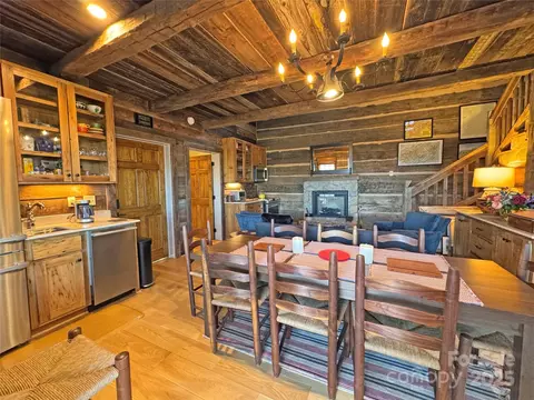 Dining - Baker Branch Lane, Marshall, NC 28753 photo 2 of 3