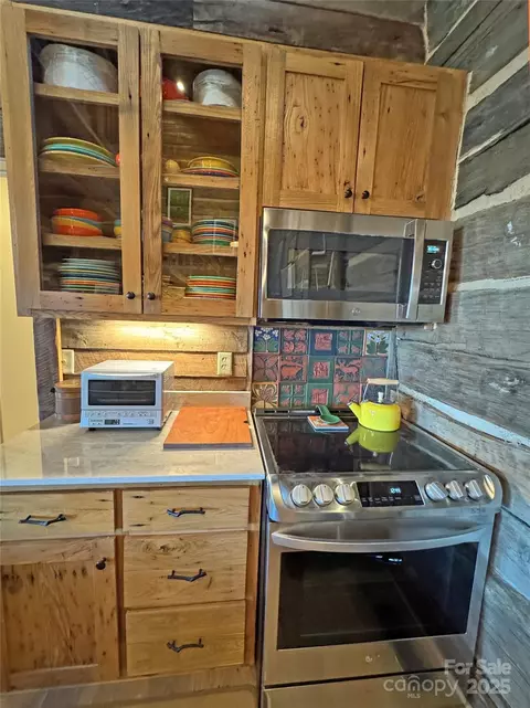 Kitchen - Baker Branch Lane, Marshall, NC 28753 photo 2 of 5