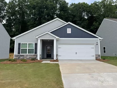 3238 Maple Ridge Dr, Gastonia, NC 28052