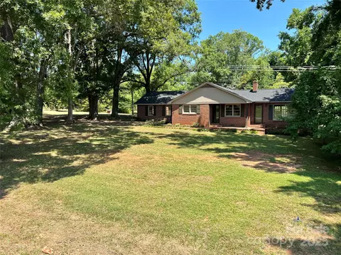 2988 Great Falls Hwy, Lancaster, SC 29720