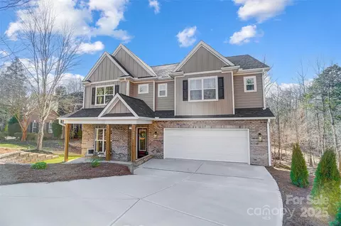 4114 Thames River Pl, Harrisburg, NC 28075