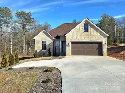 794 Harris Nw Ave NW, Valdese, NC 28690