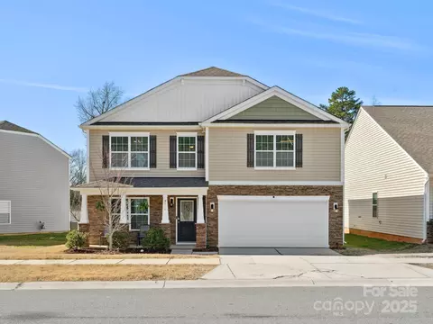 2416 Alex Ryan Dr, Charlotte, NC 28216