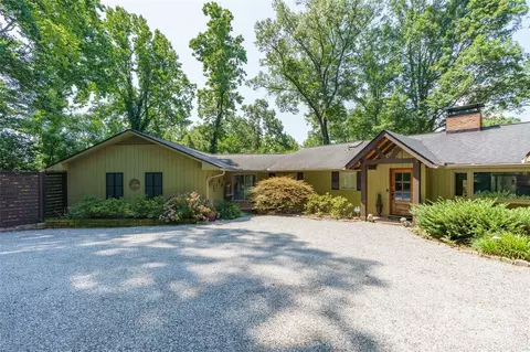 100 Stone Circle Dr, Tryon, NC 28782