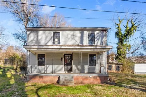 102 W Carolina Ave, Bessemer City, NC 28016