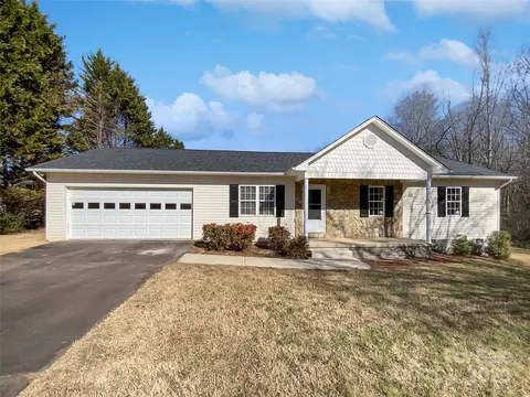 153 Pattys Pl, Stony Point, NC 28678