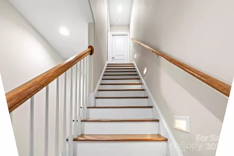 Entry Way - 2008 Surefire Ct, Denver, NC 28037 photo 2 of 2