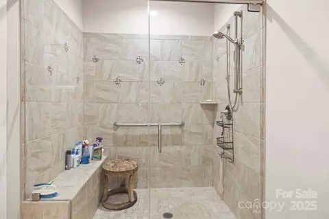 Bath - 2008 Surefire Ct, Denver, NC 28037 photo 1 of 4