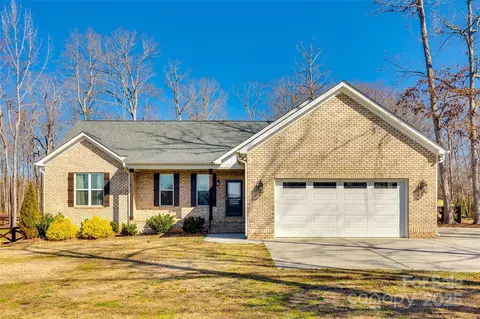 4602 Parkwood School Rd, Monroe, NC 28112