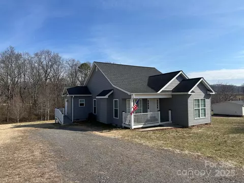 281 Fair Acres Ln, Taylorsville, NC 28681