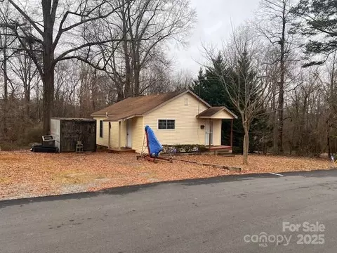 1349 14th Ne Ave NE, Hickory, NC 28601