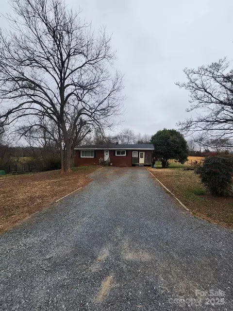 32269 Pennington Rd, Albemarle, NC 28001 photo 4
