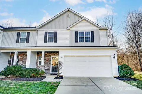 129 Woodbridge Cir, Mount Holly, NC 28120