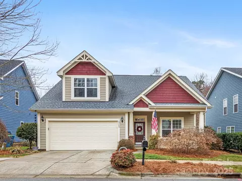 5723 Whitehawk Hill Rd, Mint Hill, NC 28227