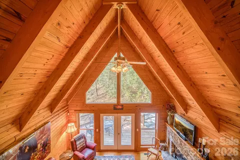 459 W Club Blvd, Lake Toxaway, NC 28747