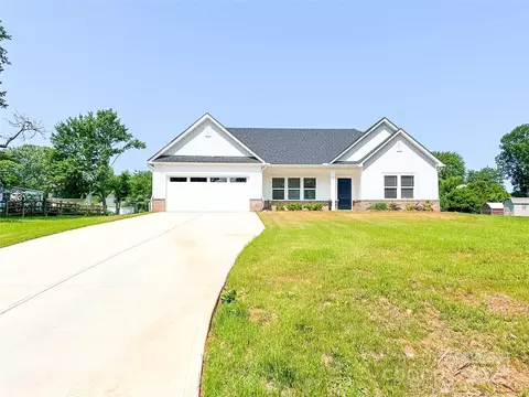 120 Random Dr, Salisbury, NC 28147
