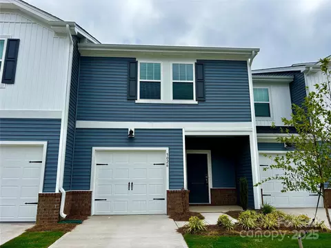 5026 Kellaher Pl, Charlotte, NC 28216